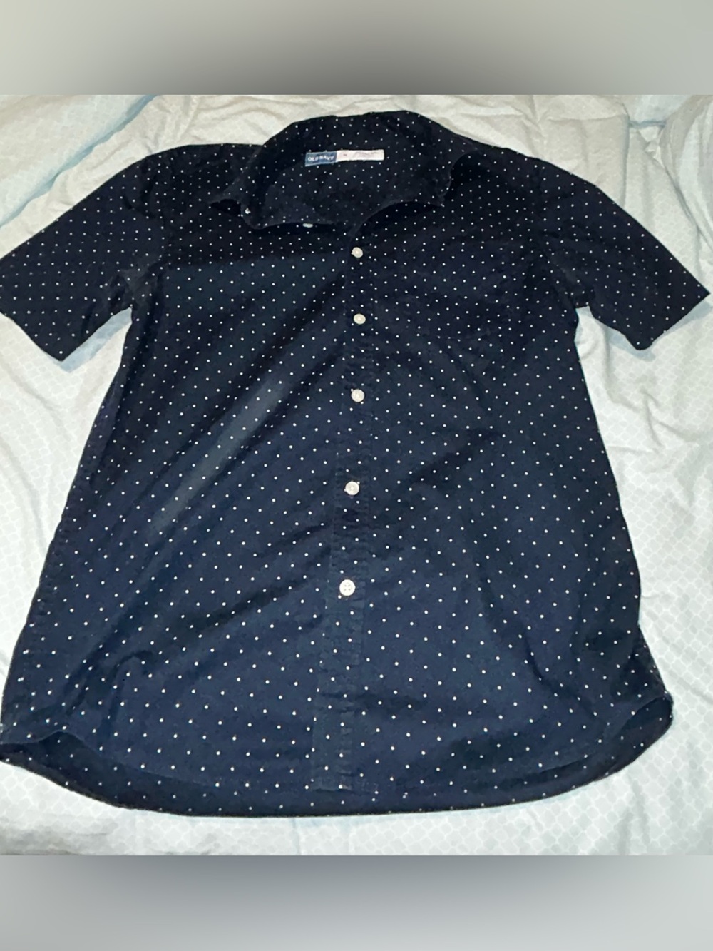 Old Navy Men’s Navy Blue Short-Sleeve Button-Down with White Polka Dots
